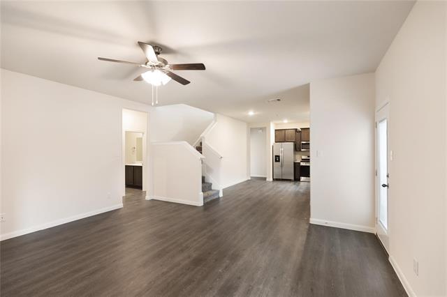 Building Photo - 3920 Oak Crk Cir
