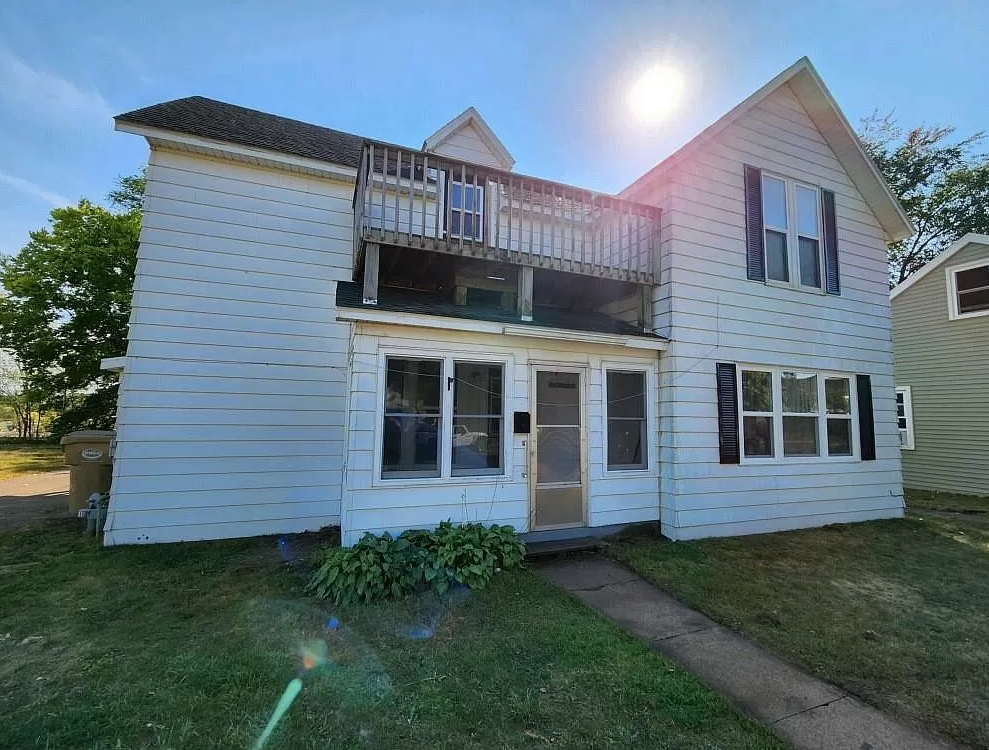 Primary Photo - 705 Division St