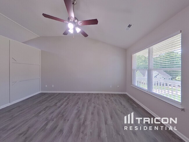 Foto del edificio - 2019 Slater Springs Dr