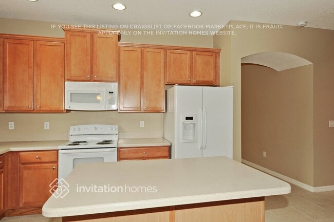 Building Photo - 13507 Old Florida Cir