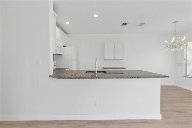 Building Photo - 110 Carswell Cir