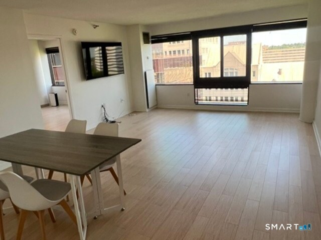 Foto del edificio - 127 Greyrock Pl