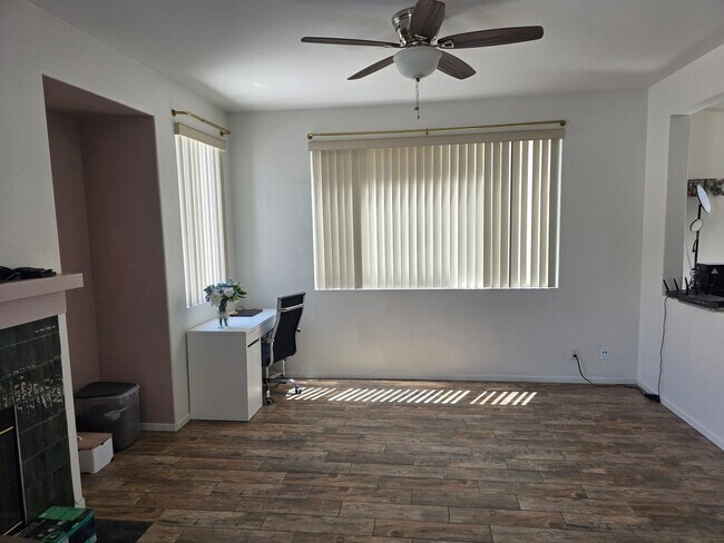 Foto del edificio - Bright & Spacious Family Home in a Private Gated Community