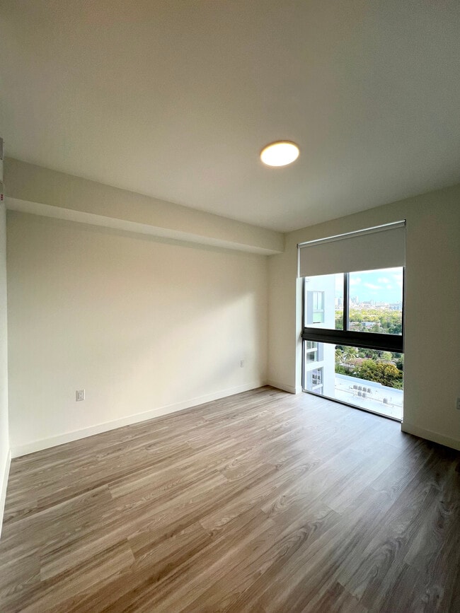 Foto del edificio - 1420 NW 33rd St