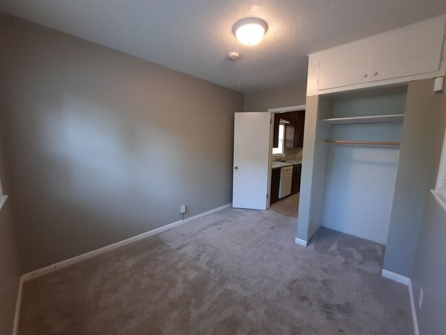 Building Photo - 3 Bedroom Home with a Fenced Yard