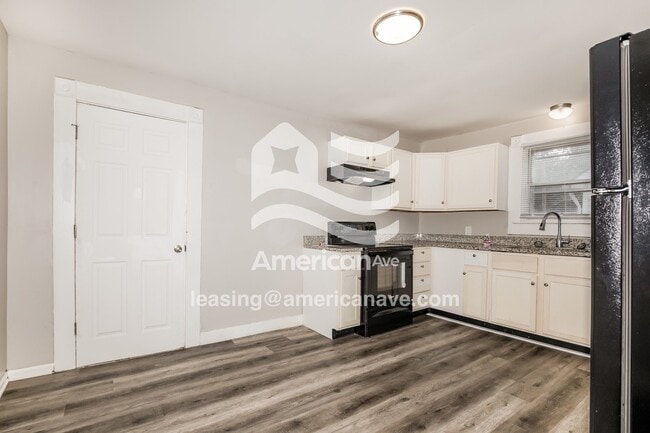 Foto del edificio - 417 W 6th St