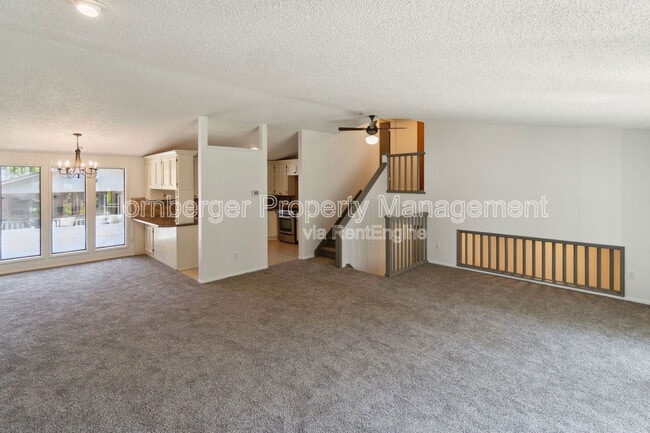 Building Photo - 5806 W Pacific Park Dr