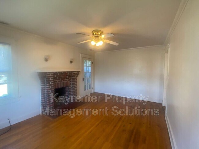 Foto del edificio - 113 Skyline Ave