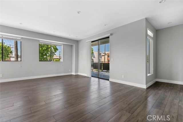 Foto del edificio - 14436 Tiara St