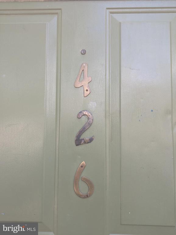 Foto del edificio - 426 Royden St