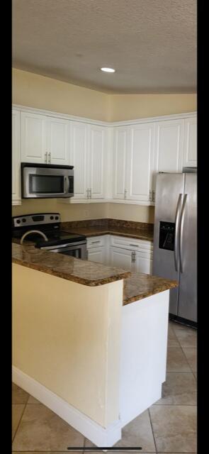 Building Photo - 14070 Wellington Trace