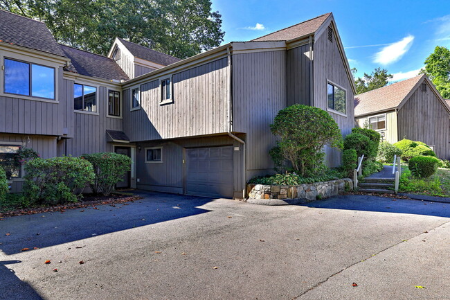 Foto del edificio - 193 Bayfield Ln