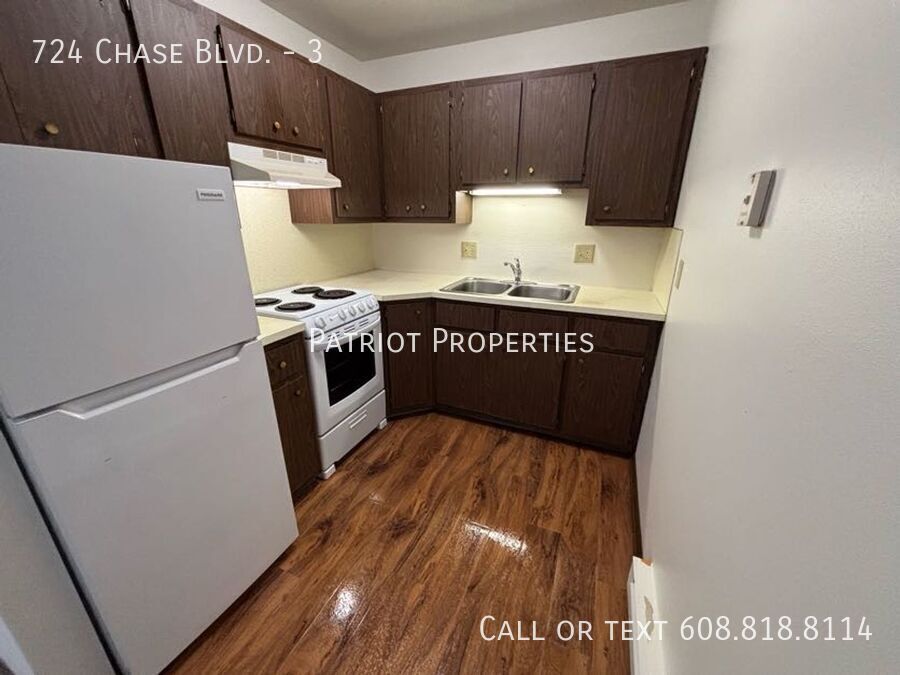 Primary Photo - 1 bedroom/ 1 bath apartment in Sun Prairie...