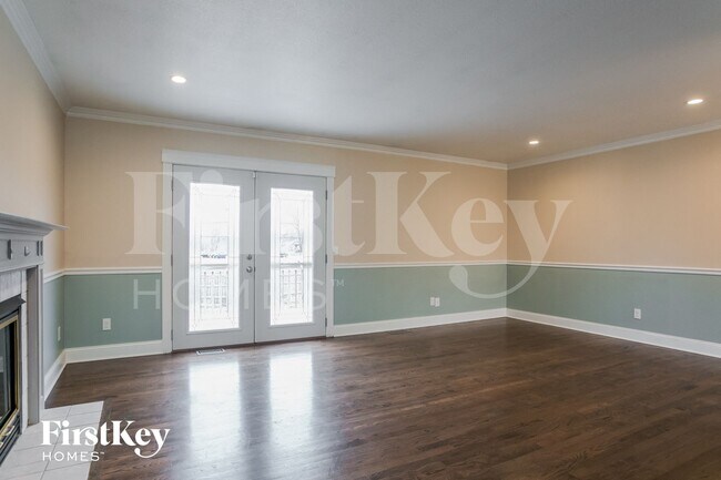 Foto del edificio - 810 York Dr