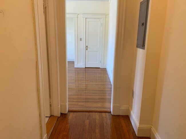 Foto del edificio - 111 Park Dr