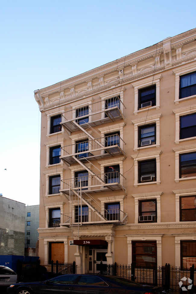 Foto del edificio - 236 E 118th St