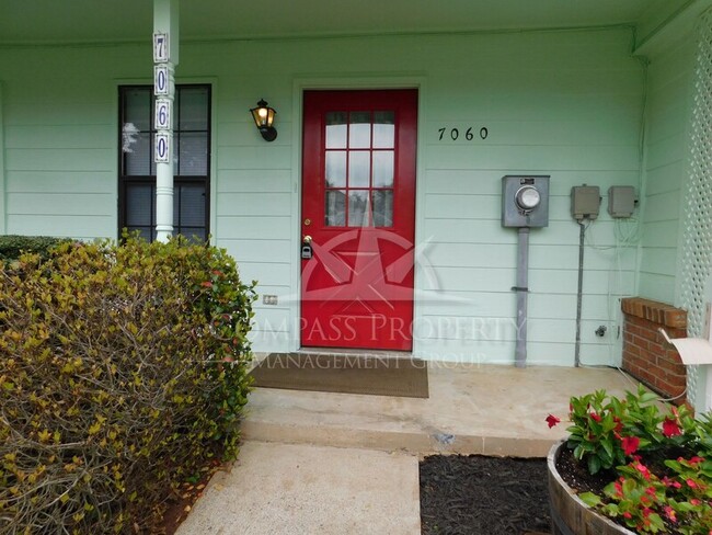 Building Photo - 7060 Sand Wedge Cir NW