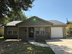 Building Photo - 5424 Nightingale Dr