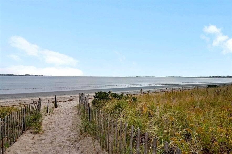 Photo - 129 Lynnway