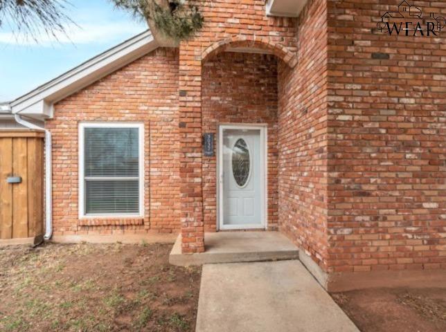 Foto principal - 3037 Cunningham Dr
