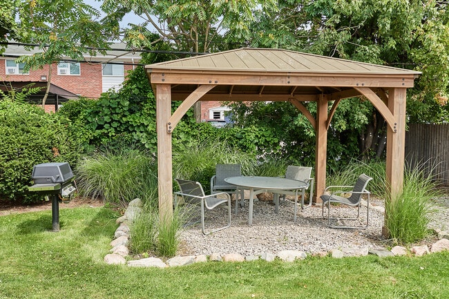 Gazebo with gas grill available - Royal Oak Crossings at Gardenia