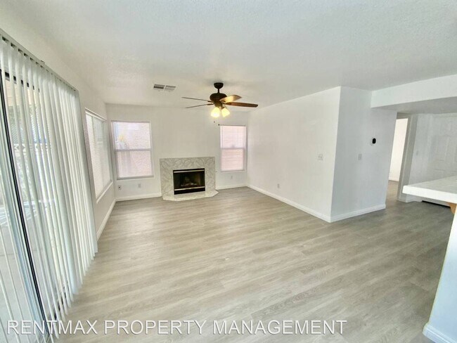 Foto del edificio - 4 br, 3 bath House - 7613 TORTOLA BAY LN