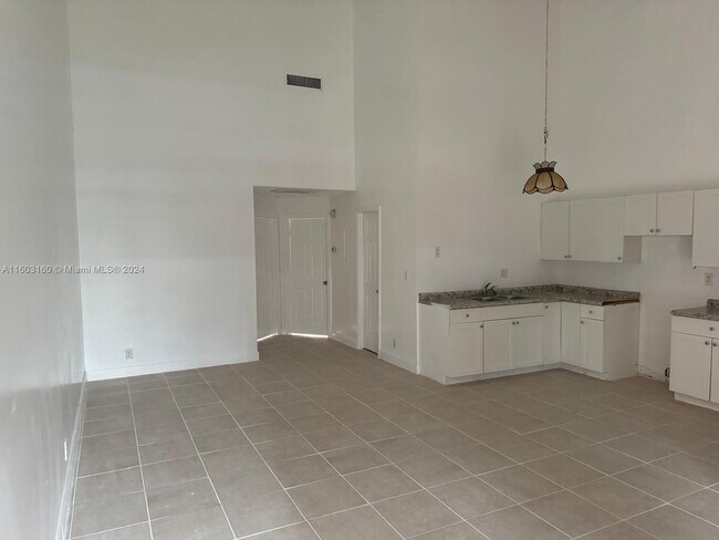 Building Photo - 5505 NW 24th St