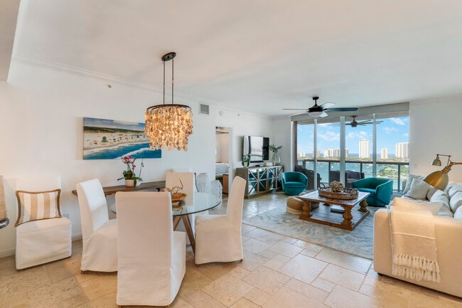 Foto del edificio - 2640 Lake Shore Dr