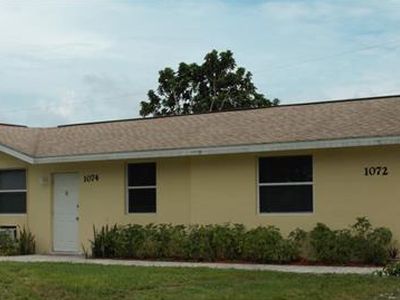 Primary Photo - 1072 N Alhambra Cir