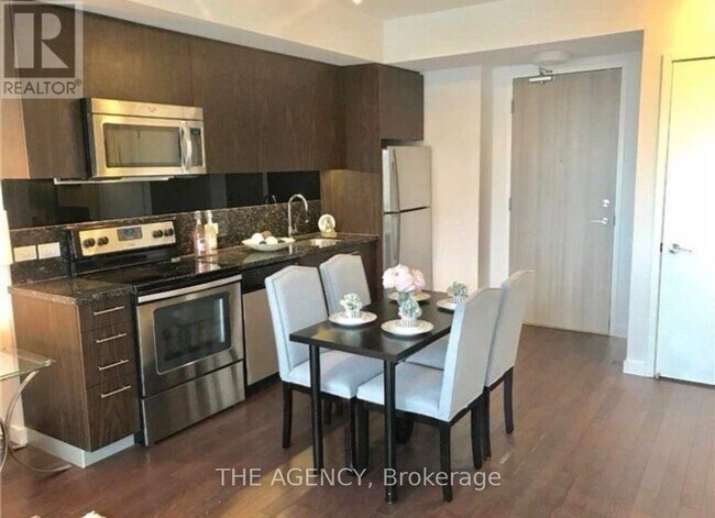 Photo du bâtiment - 390 Cherry St