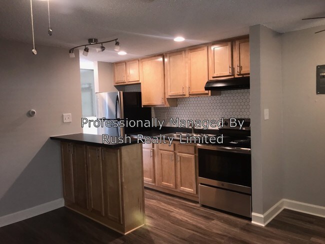 Foto del edificio - 1245 N Lafayette St