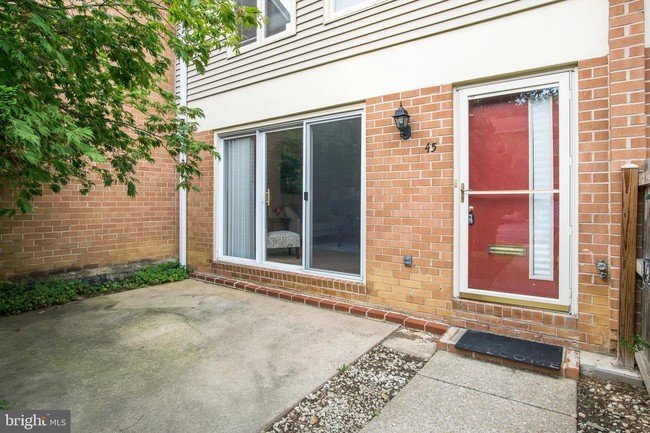 Building Photo - 45 Gunning Ln