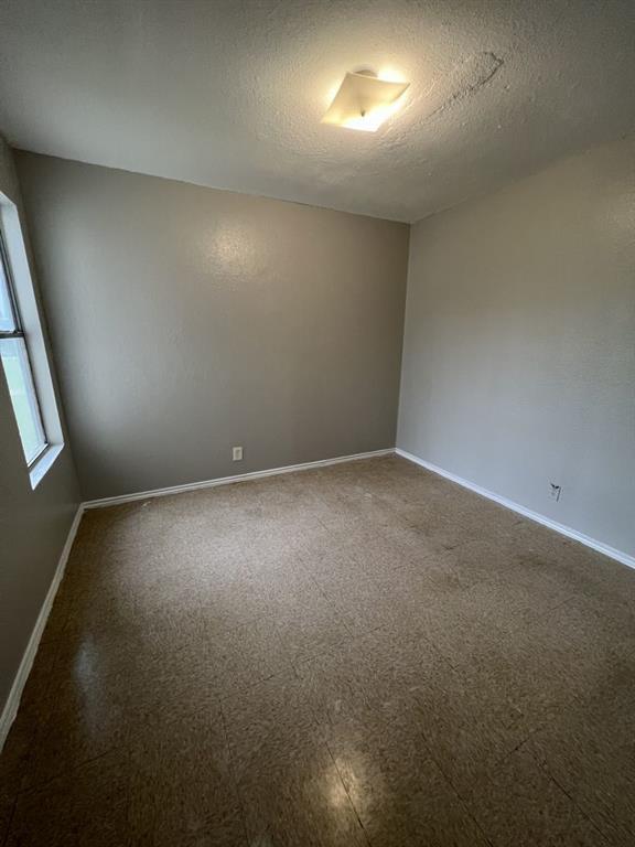 Foto del edificio - 6801 Stonleigh Pl