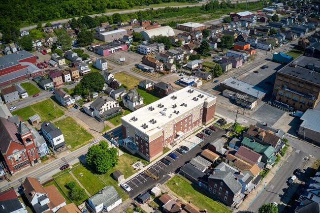 Building Photo - Owens Greene