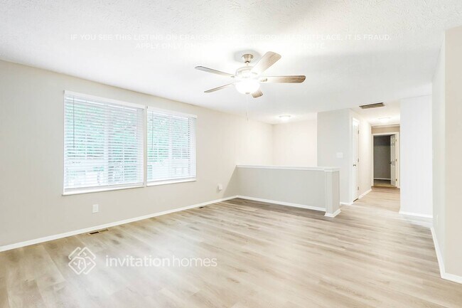 Foto del edificio - 5369 Olde St
