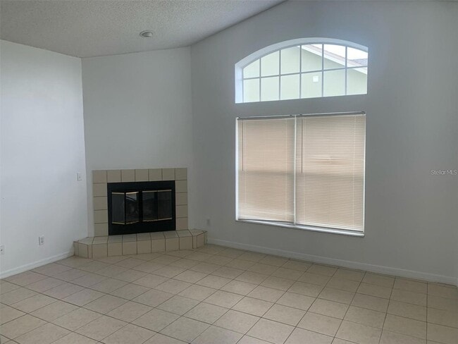 Foto del edificio - 14601 Eagles Crossing Dr