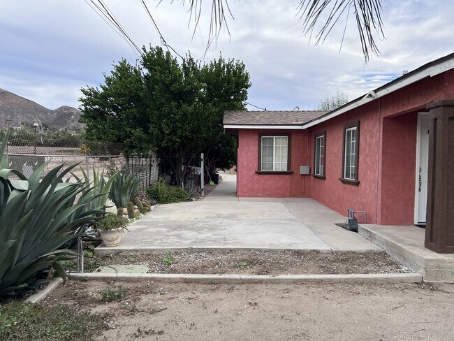 Foto del edificio - 33258 Wildomar Rd