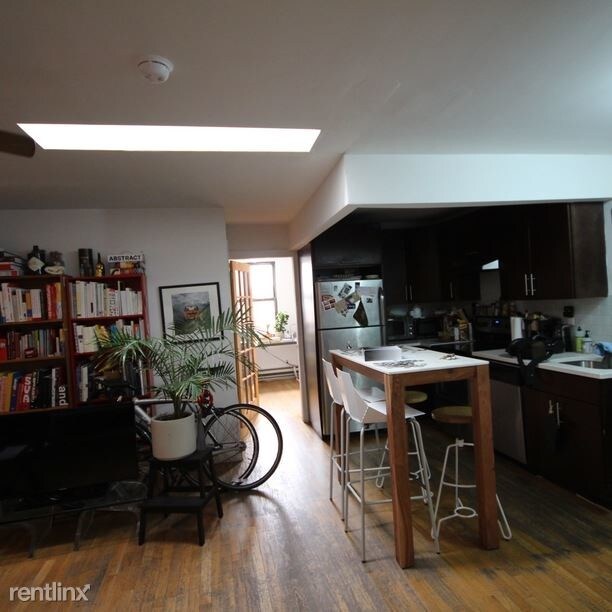 Foto del edificio - 346 Grand St