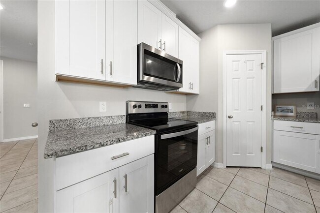 Foto del edificio - 2043 Harebell Ln