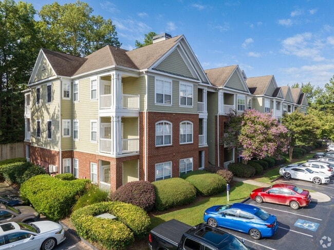 Building Photo - Flats at North Springs