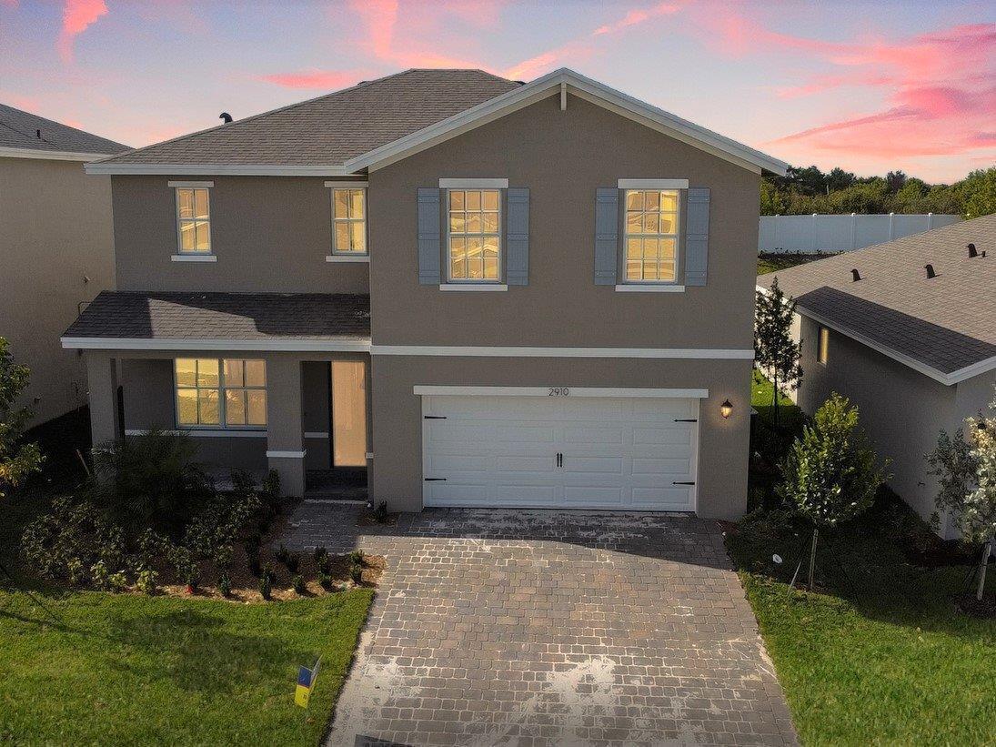 Foto principal - 2910 NE Breezeway Cir