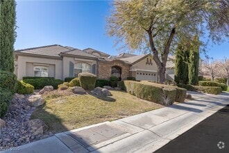 Building Photo - 9421 Queen Charlotte Dr