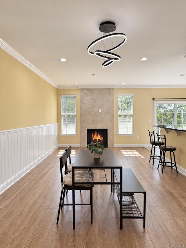 Building Photo - 1115 Balsam Dr