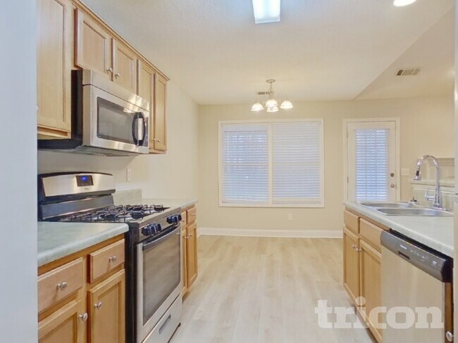 Foto del edificio - 373 Morning Star Dr