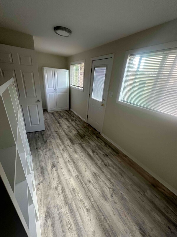 Foto del edificio - 151 N Wilson Ave