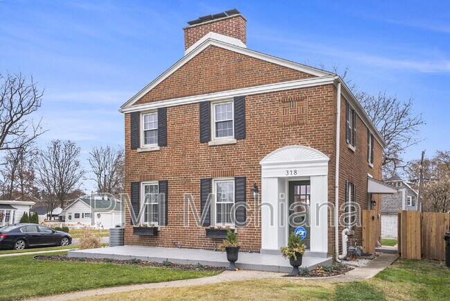 Foto del edificio - 318 E Angela Blvd