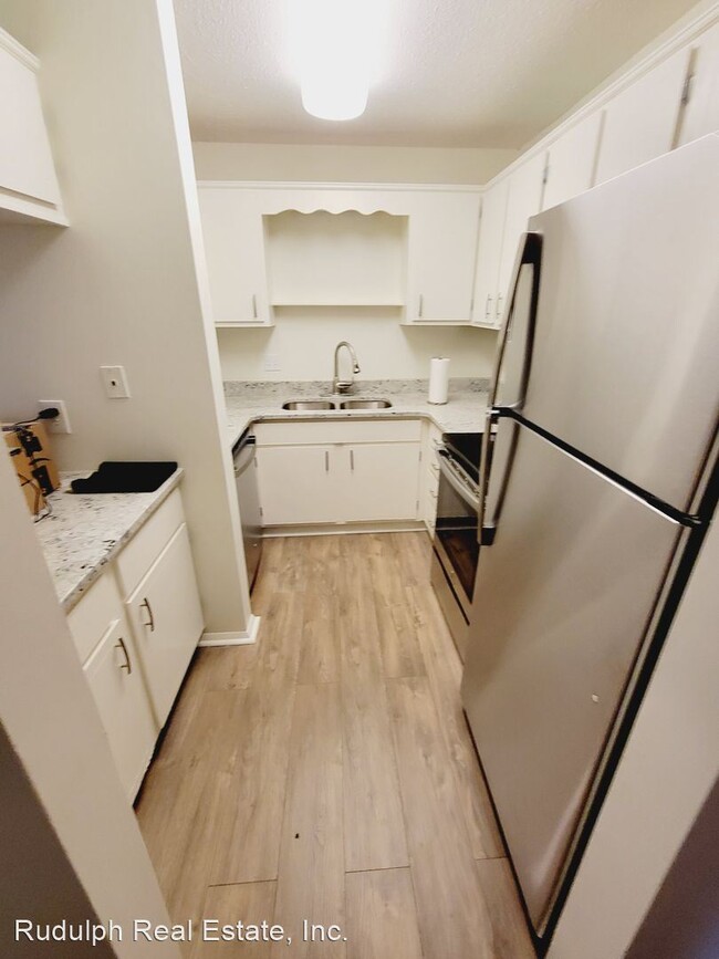 Building Photo - 1 br, 1 bath House - 304 Woodland Village