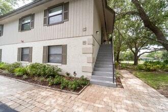 Building Photo - 23 Catalonia Ct