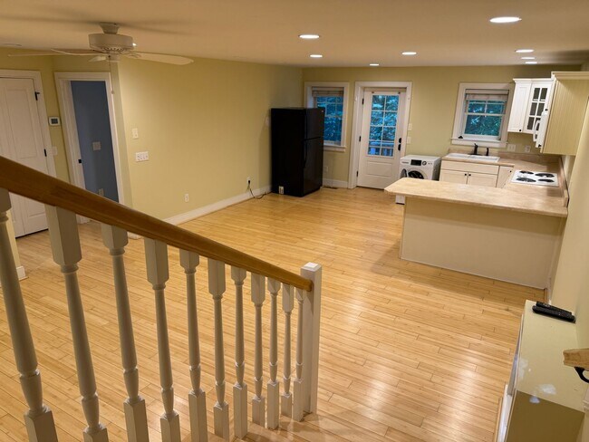 Foto del edificio - Private basement near UNC campus!