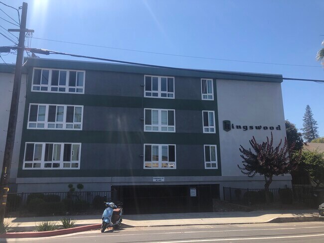 Foto del edificio - 525 N San Mateo Dr